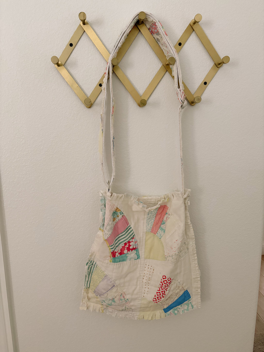 Hand-Made Vintage Quilt Sunflower Tote Purse with Adjustable Strap & Interior Pocket, One of A Kind